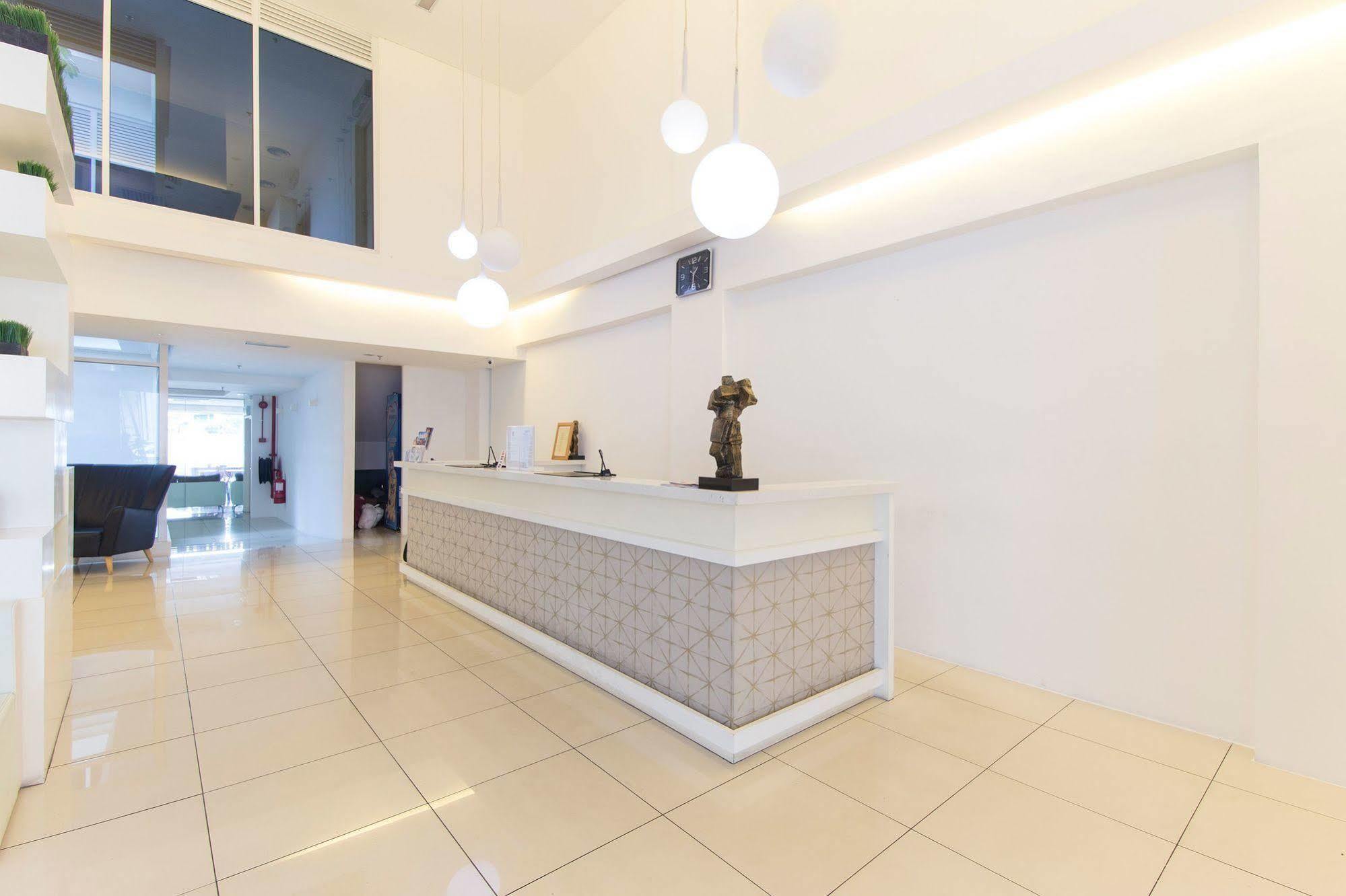 Zen Rooms Macallum ジョージタウン エクステリア 写真