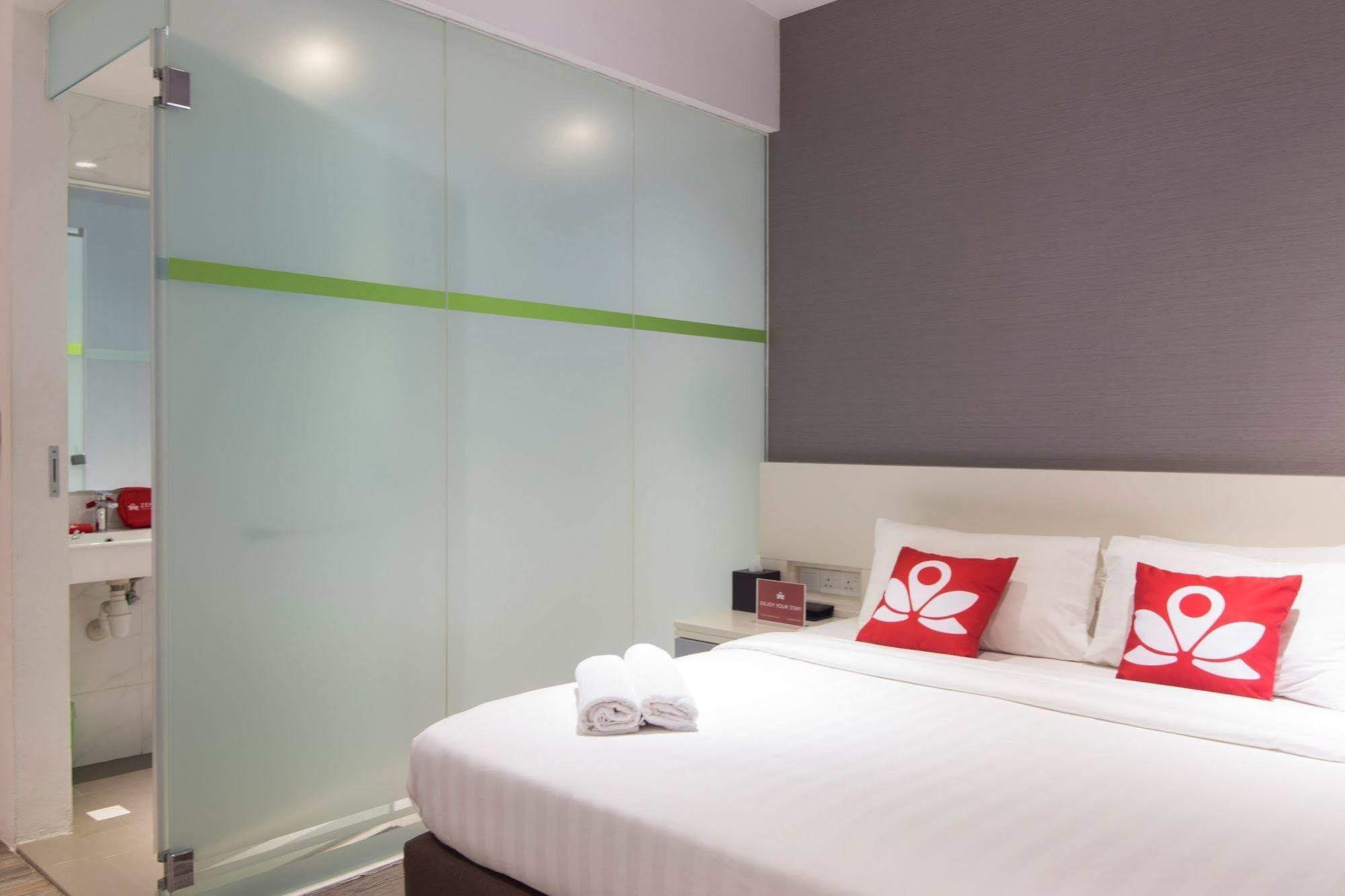 Zen Rooms Macallum ジョージタウン エクステリア 写真